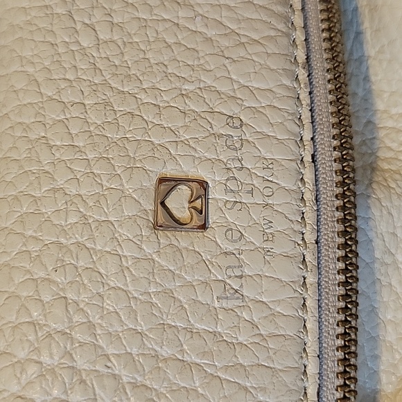 Kate Spade Leather purse - Picture 2 of 9